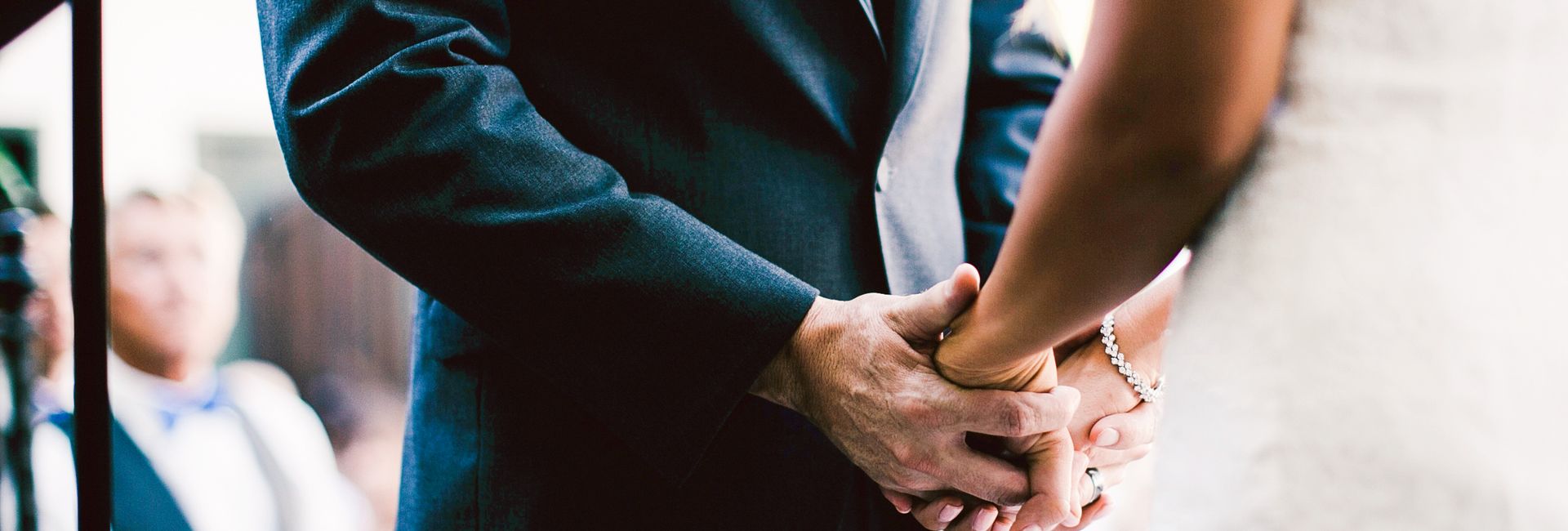 The 10 Best Wedding Officiants Near Me (with Free Estimates)