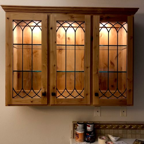 Accent lighting in cabinets.