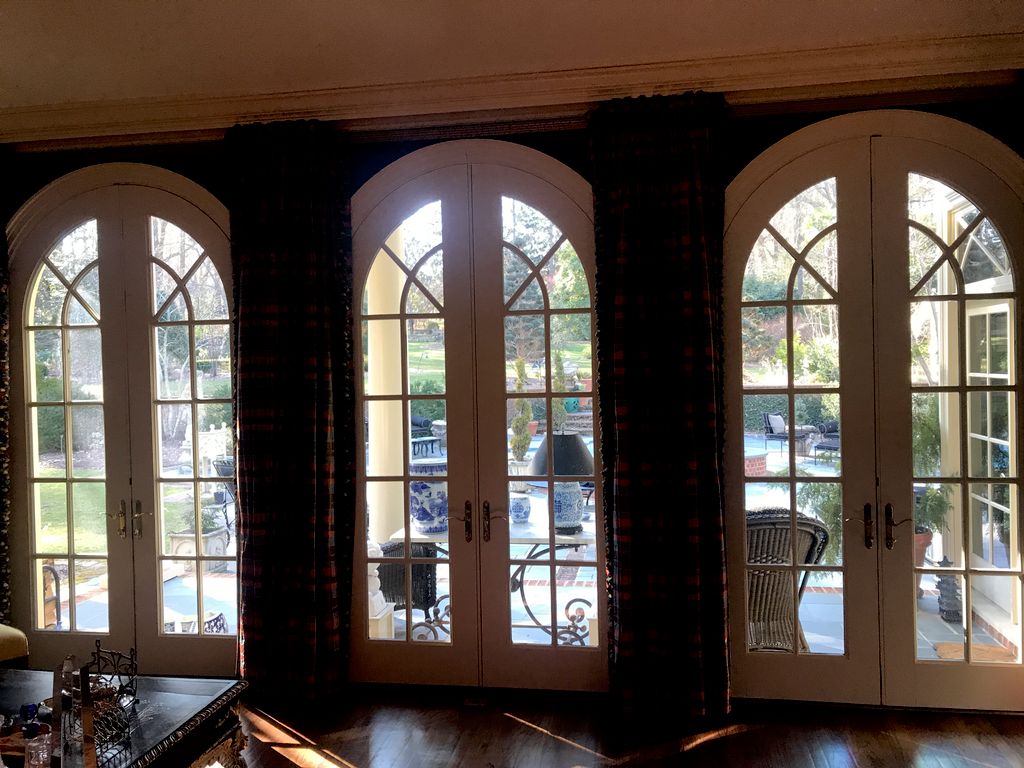 Very light solar film that blocks 50% of the heat 