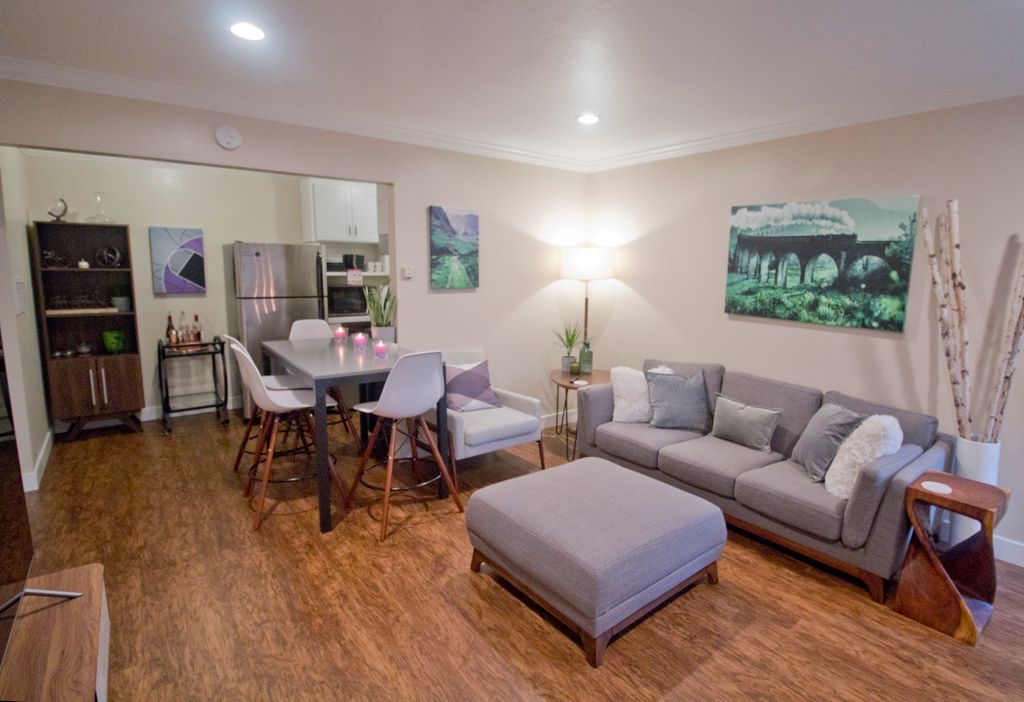 Modern Design in a College Park Residence