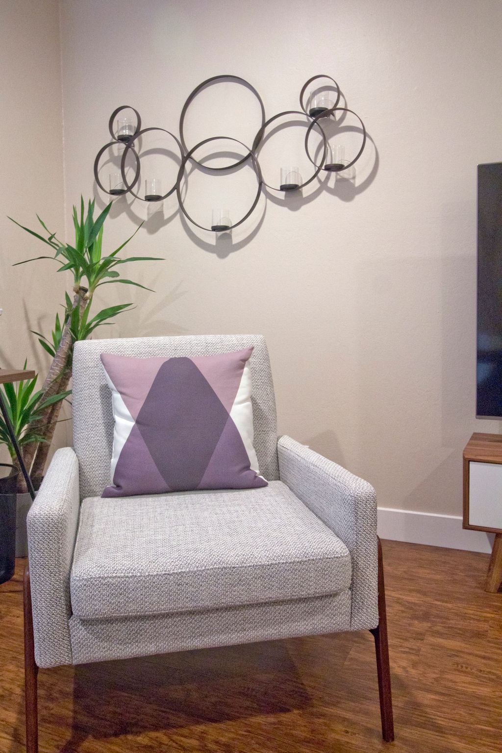 Modern Design in a College Park Residence