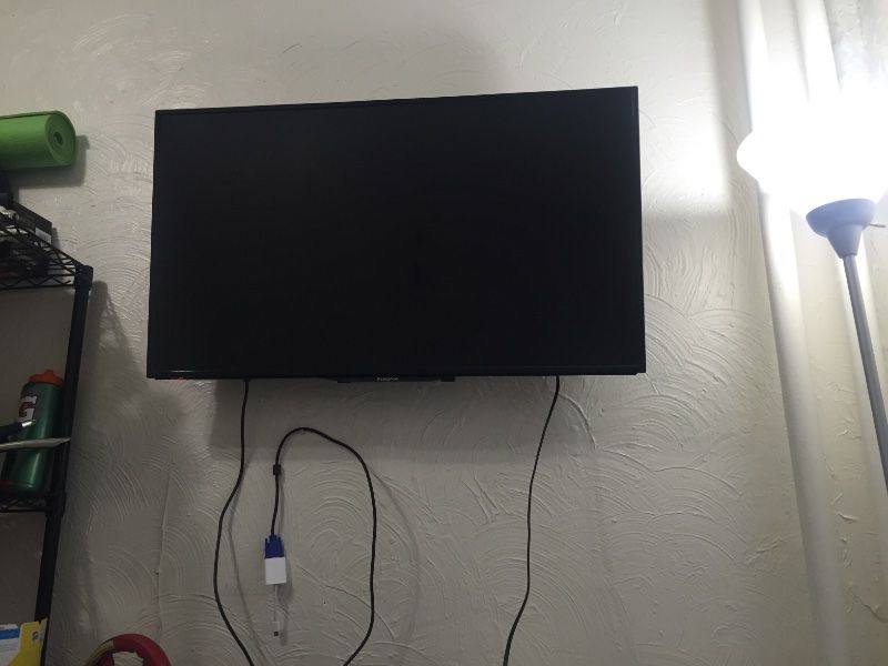 Steven did an amazing job mounting my tv!!