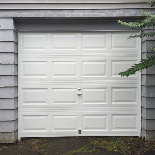 Martin Piatti replaced my garage door and I couldn