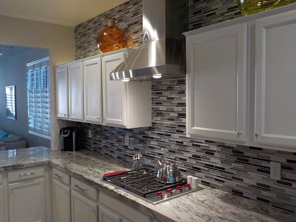 I am a general contractor specializing in kitchen 