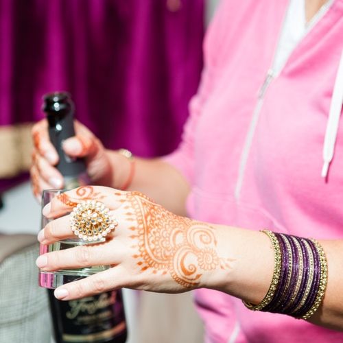 Beautiful henna fit for a beautiful fancy Indian w