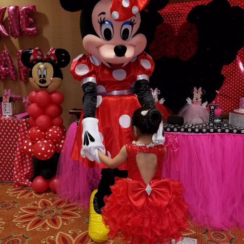 Excellent! I loved Minnie Mouse. It looked like th