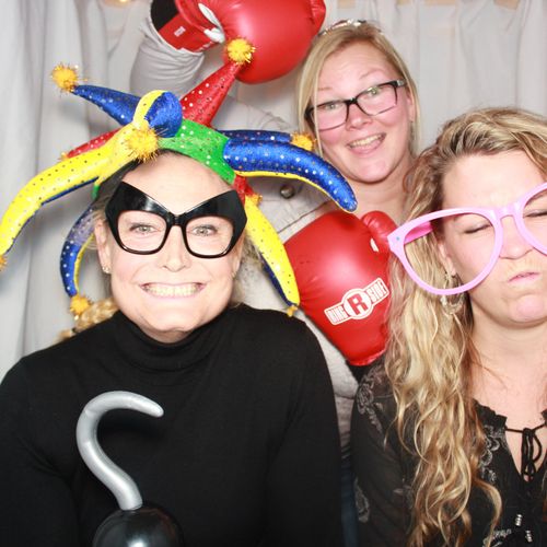 Portland Photo Booth is AMAZING!! They are prompt,