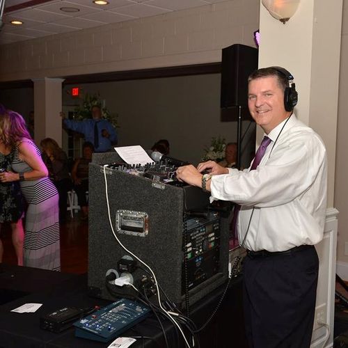 We were honored to have Grant Sparks DJ our weddin