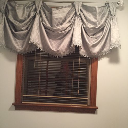 I needed someone quickly  to put up curtain rods a