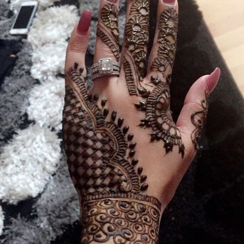 I've gotten my henna done a couple of times from z