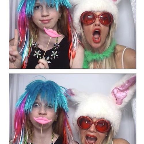 I had their photo booth at my new years eve weddin