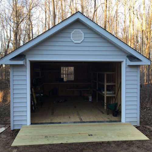 I had a 16x20 shed built by Hawkins and Smith Home