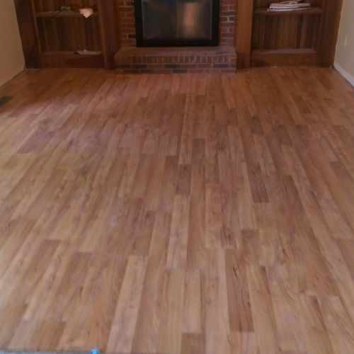 We had new laminate flooring installed by MTF Ente