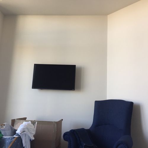 Mount two TV's (65" and 32") NO WIRES showing, run