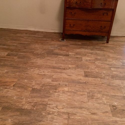 Install tile on Master Bedroom floor.  Punctual, e