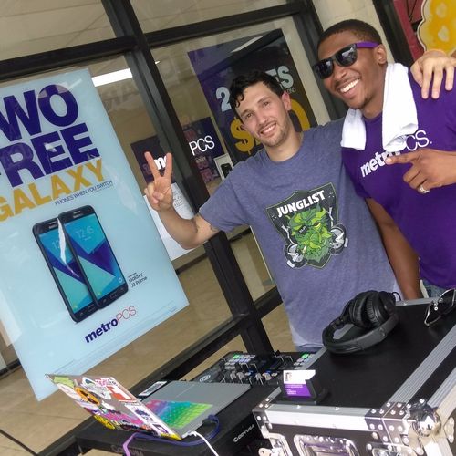 This was the first time MetroPCS worked with DJ In
