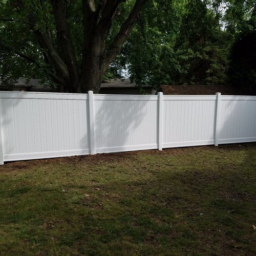 They did excellent work putting in our vinyl fence
