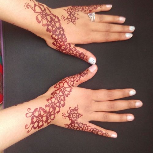 She did henna for me on two occasions (2 family we