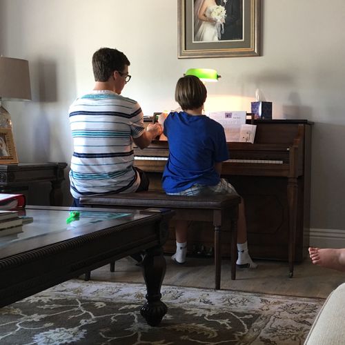My kids took piano lessons all the time in the pas