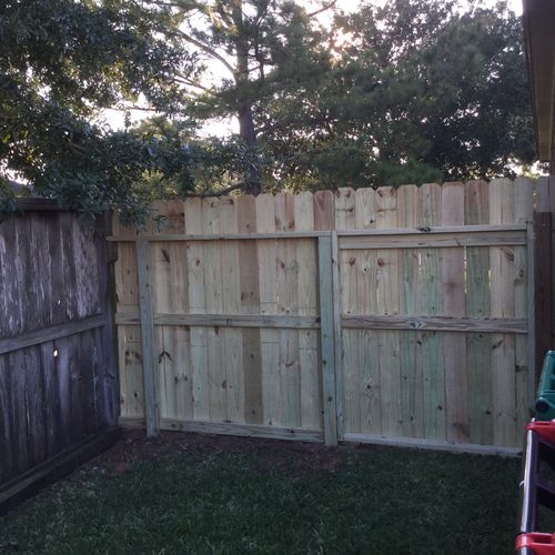 Chris did a great job at replacing my fence/gate a