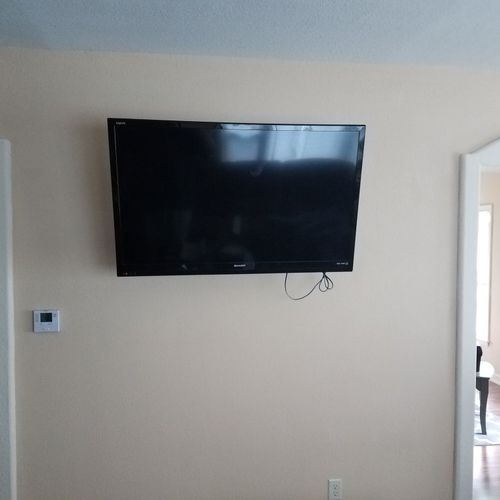 We hired Dave to hang our 50" TV in our living roo