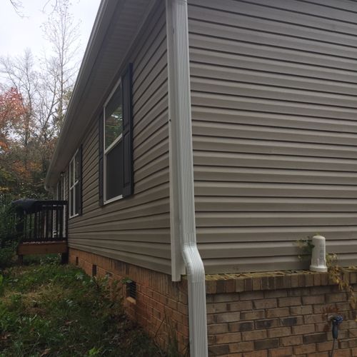 Jon’s Seamless Gutter’s was professional, reliable