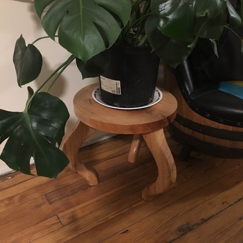 I was looking for a custom built plant stand and I