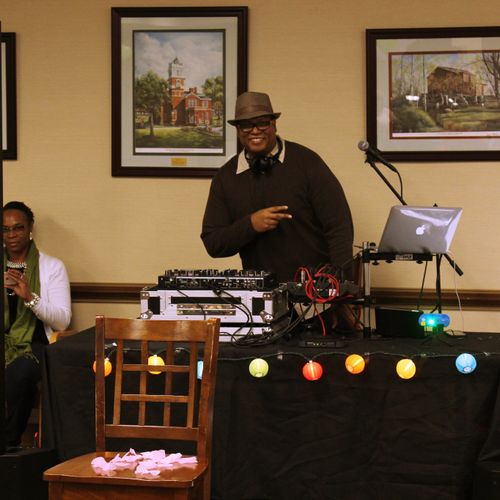 DJ Reggie Love is extremely professional, works ha