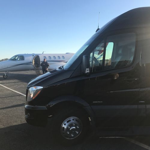 I had a great experience renting the sprinter for 