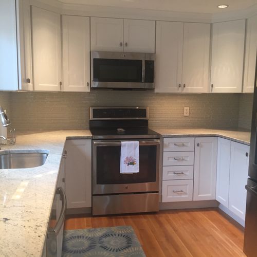 We were extremely happy with the kitchen remodelJa