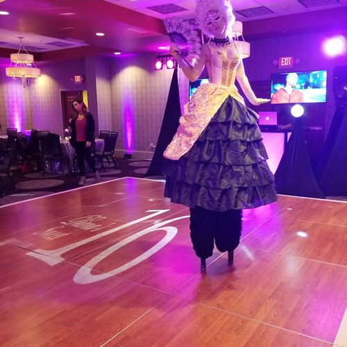 I used Simply Events for my daughter's sweet 16 pa
