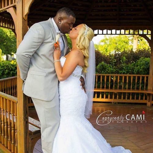Cami was amazing! Two years after my wedding and e