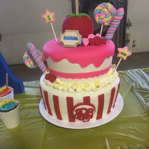 Did an excellent job on our carnival themed cake. 