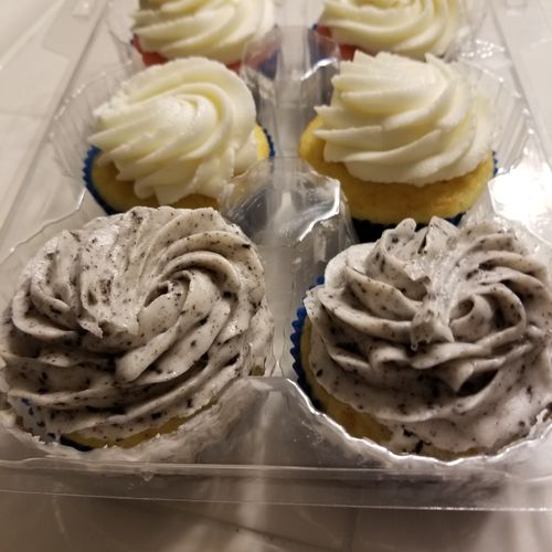 We ordered 6 cupcakes to sample flavors for our we