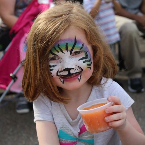 The kids at our event loved the face painting.   E
