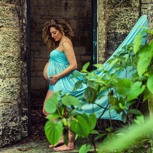 I hired Jose for my maternity photoshoot and since