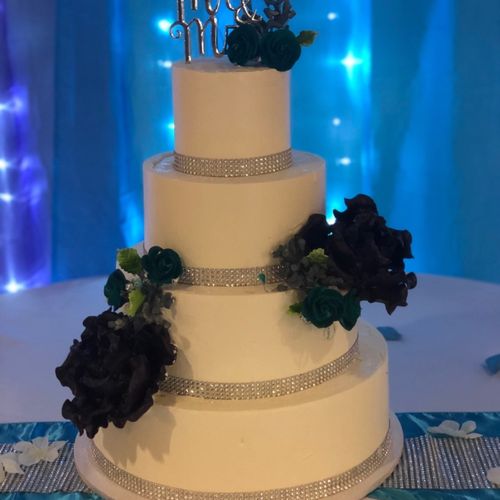 Hailey Cakes LLC was awesome! The cake was BEAUTIF
