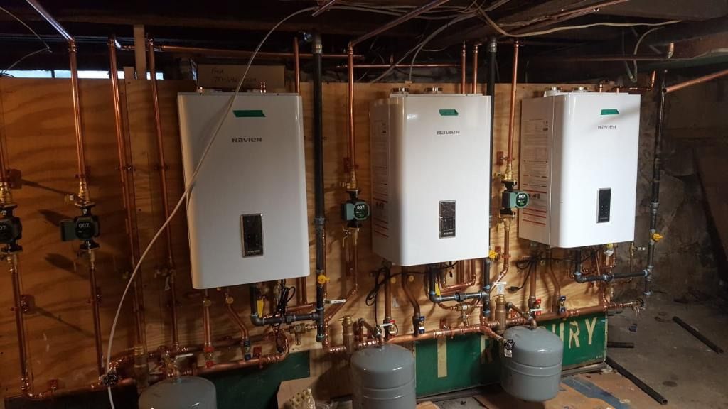 Tankless combi Heat and hot water 