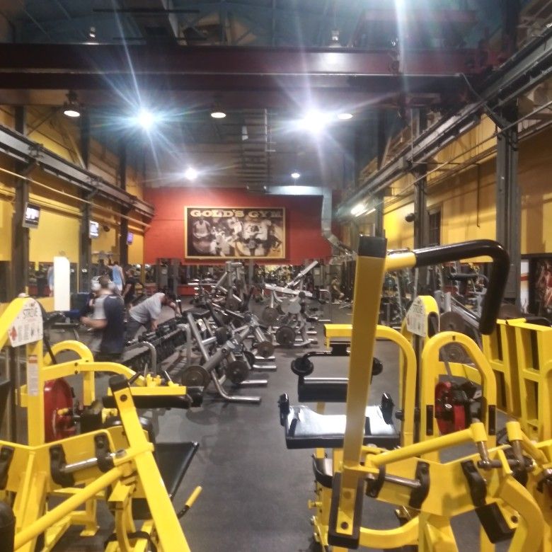 golds gym/compel fitness