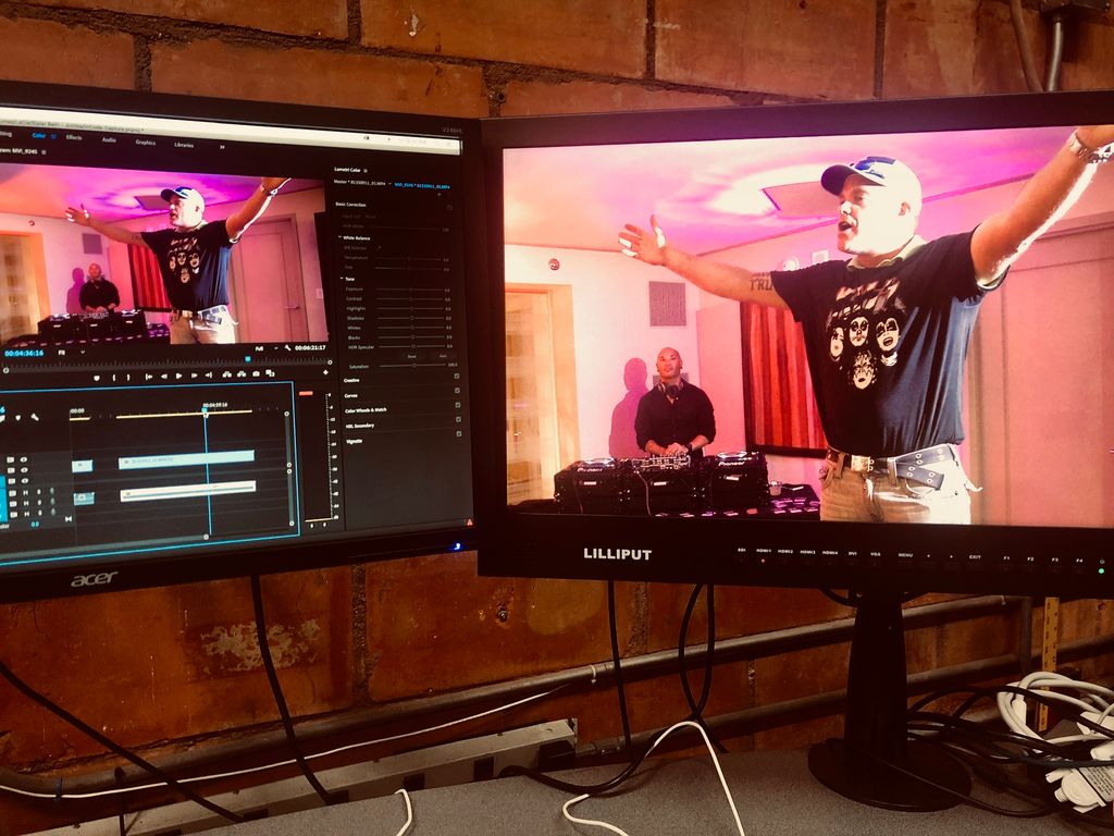 Screen test at conference.