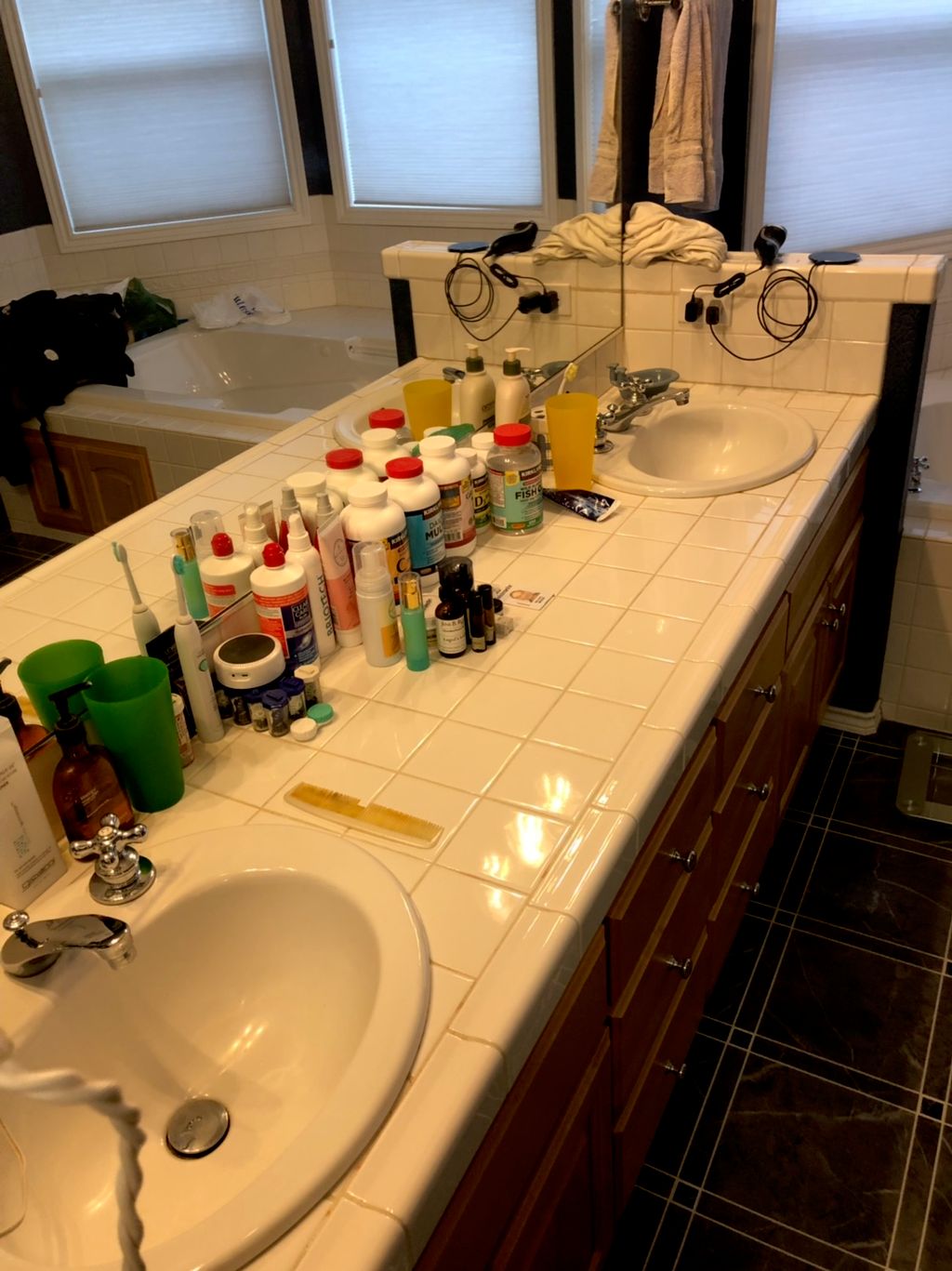 Gentle organization is a must in shared bathrooms-