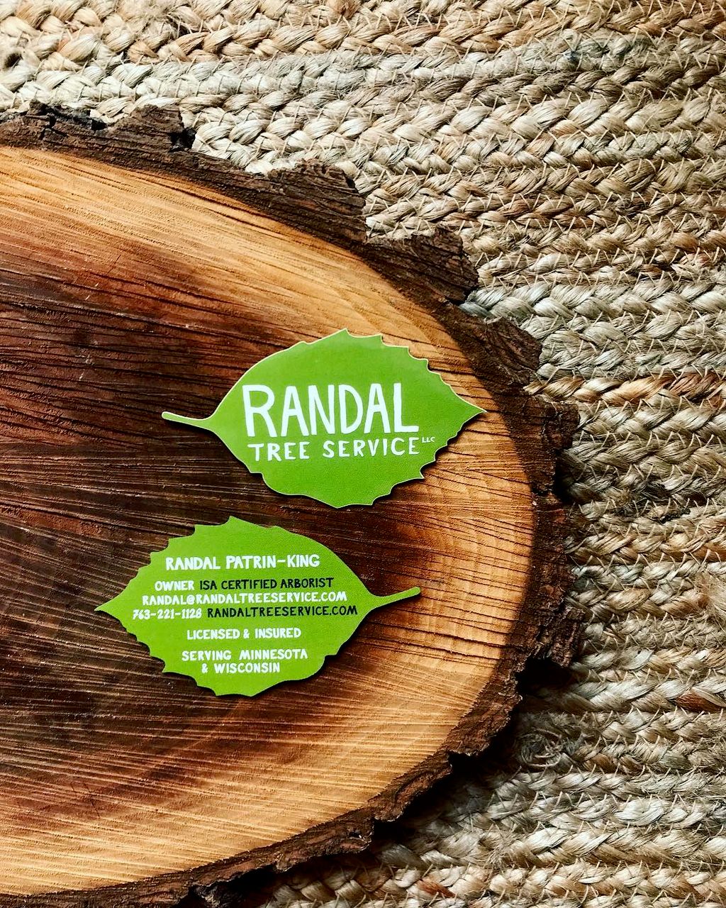 Our new biz card!! We think they're to die for!! ;