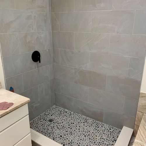 Aguia Home Service completed a new shower construc