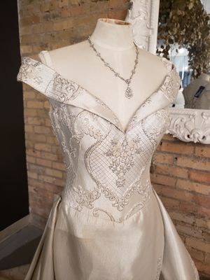 Crystalinewings Anoka Mn