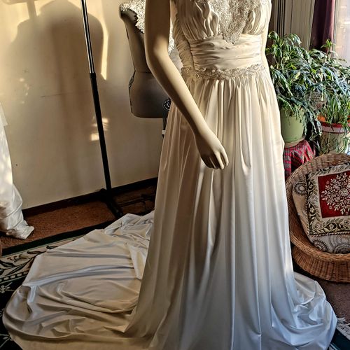 custom made wedding gown 