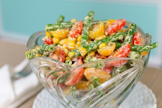 Haricot Vert, Tomato, and Corn Salad with Avocado 