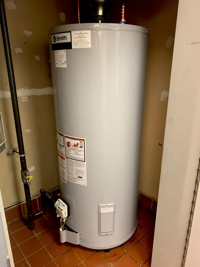 Commercial hot water heater