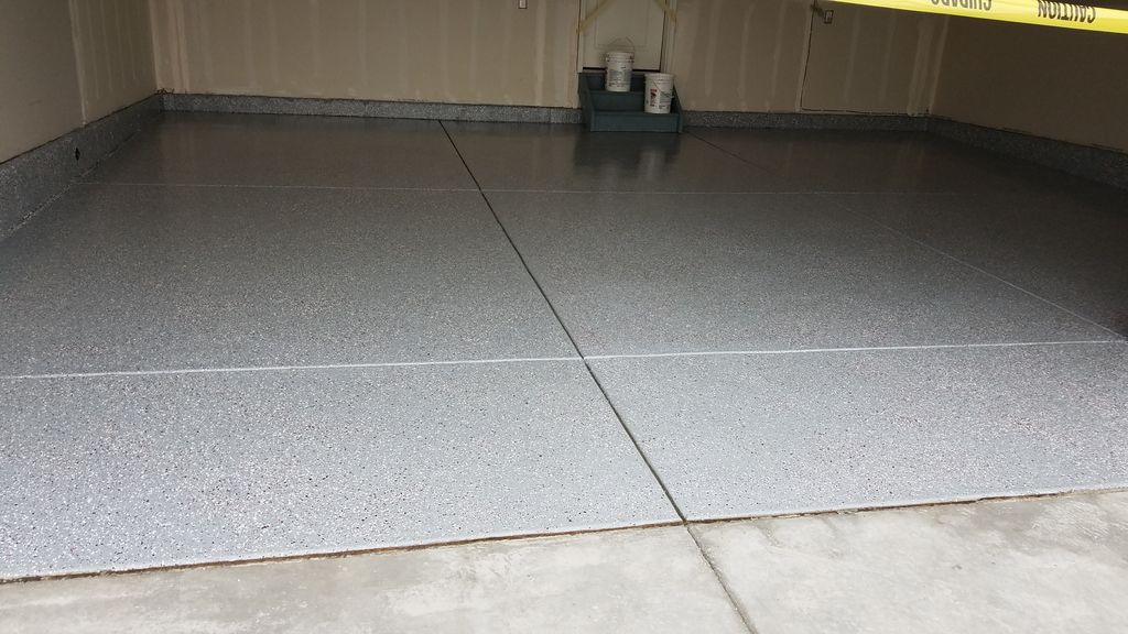 epoxy garage floor with color chips 