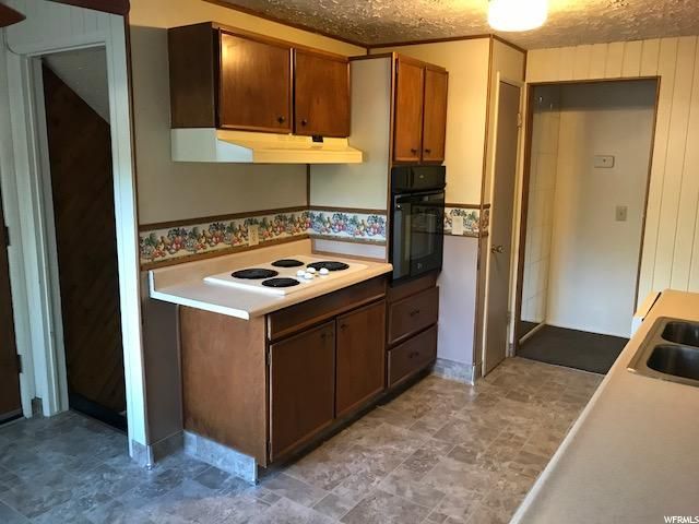 Before picture of a remodel.