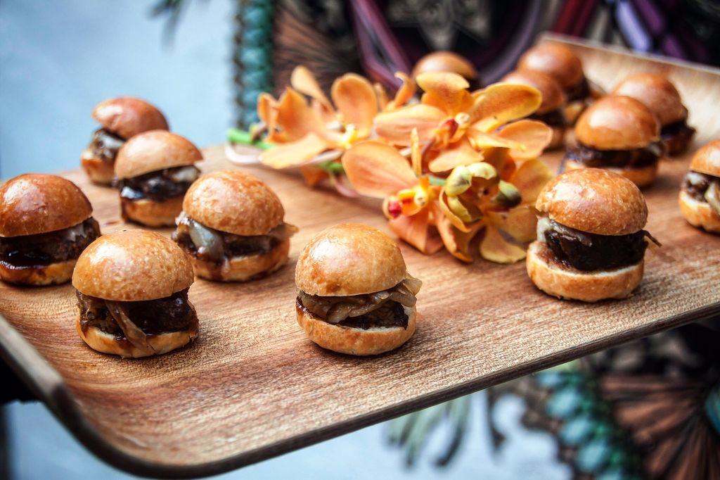 Mini Beef Sliders with white cheddar 